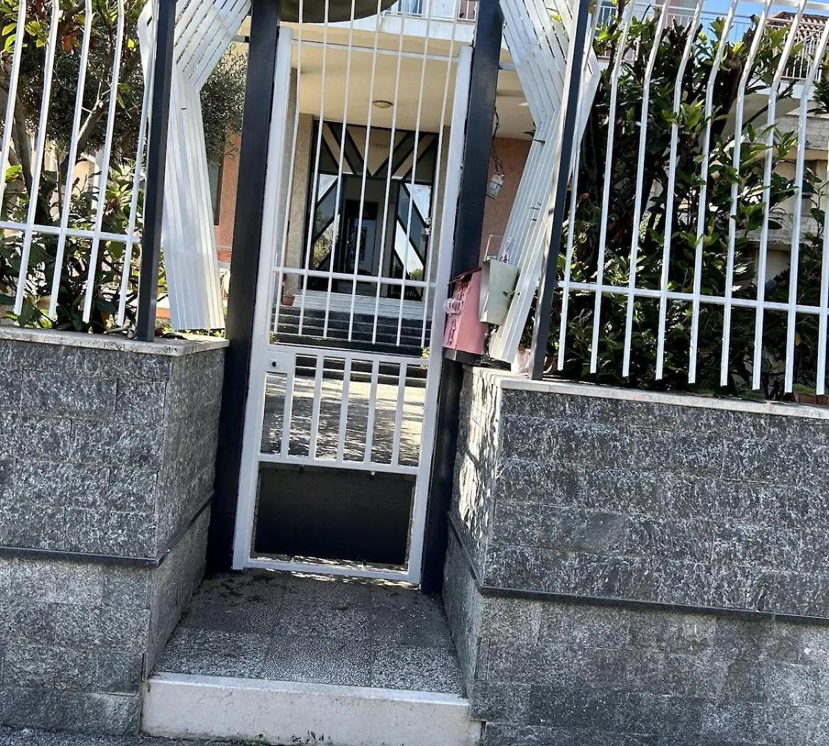 La Casa Di Tommy - Casa Vacanze Naples 0*,